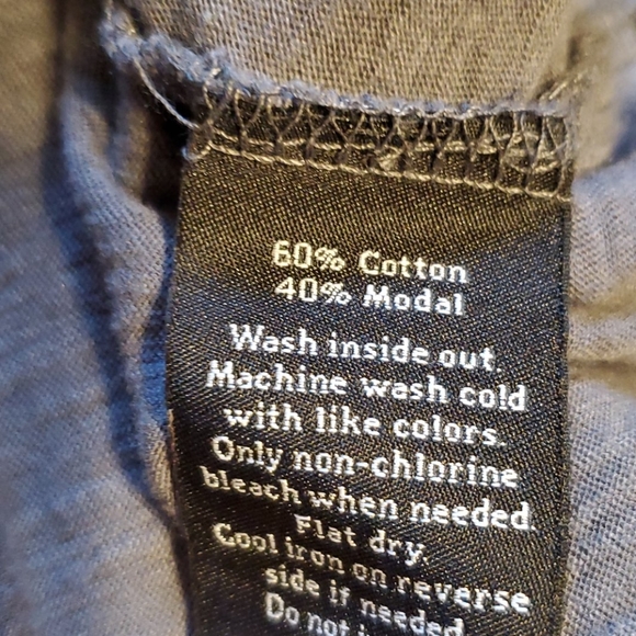 Rock & Republic Top - Picture 4 of 4